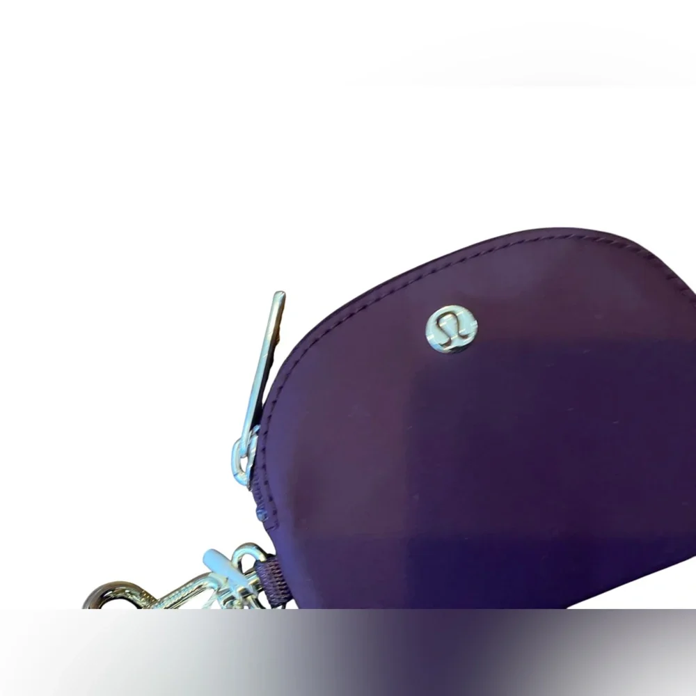 NWT Lululemon dual pouch wristlet BLACK PLUM